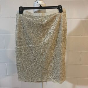 Lace cream pencil skirt NY company size 4